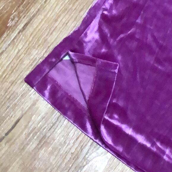 NWOT Ellen Tracy Fuchsia Crushed Velvet Flutter Sleeve Blouse Size Small - Picture 7 of 10